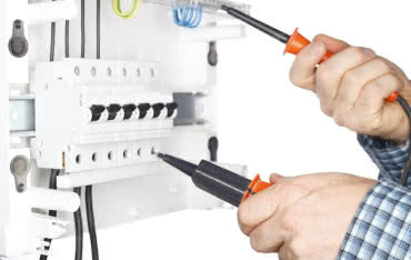 Elektryka - prowadzenie instalacji i najczęstsze błędy montażowe