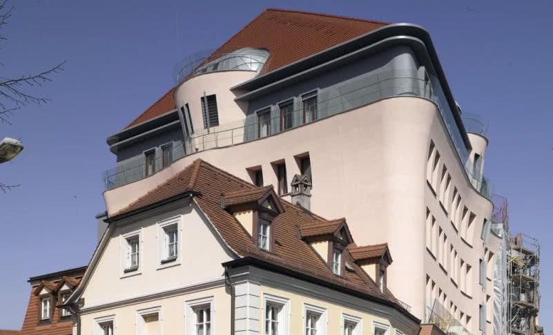 Renowacja fasady oparta na systemach wentylowanych