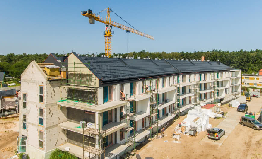 Bezpieczny Kredyt 2% podbił ceny mieszkań. Czy budownictwo społeczne to jedyny ratunek?